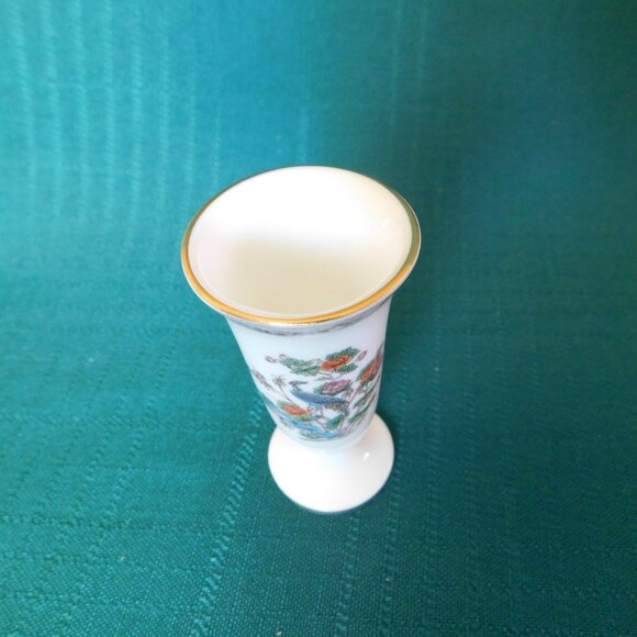 (Sold) Wedgwood Kutani Crane (1971) mini bud vase mint condition - Picture 4 of 6